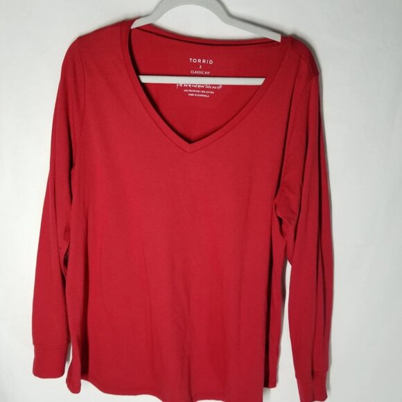 Torrid V Neck Pullover Red Classic Fit with Wear Instructions Women's Size 2 - Picture 1 of 3